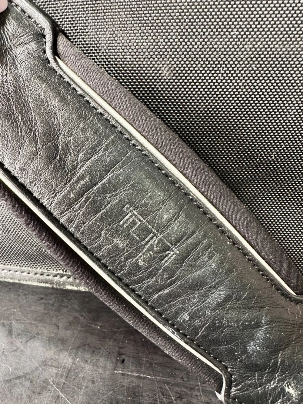 Tumi Arrive Sawyer Briefcase Black Business Bag Travel